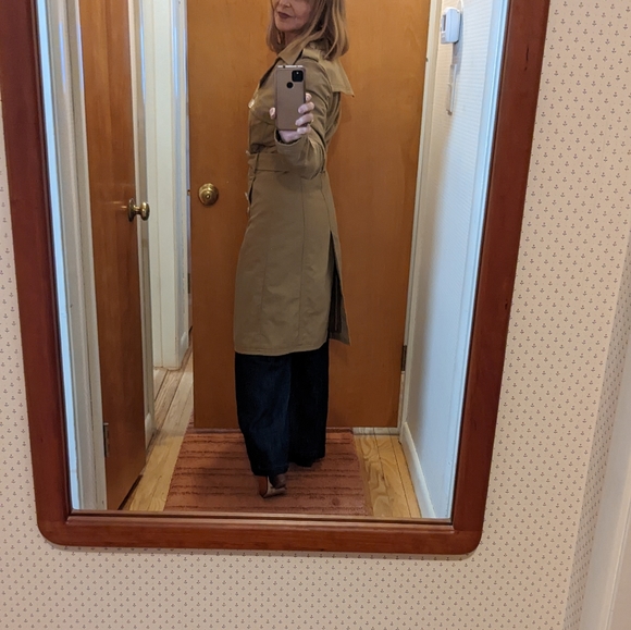 Trench coat - Picture 2 of 5